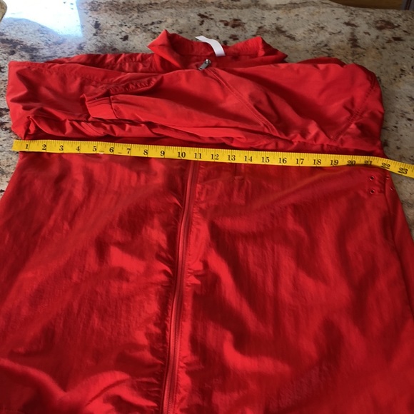BABATON /ARITZIA WOMAN LIGHT JACKET/WINDBREAKER SIZE 2. - Picture 12 of 15